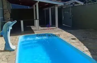 Sobrado na martim de sá, com 125m, com três dormitórios sendo 01 suíte, piscina