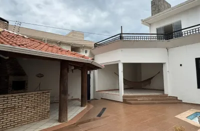 Alugo lindo sobrado de esquina, bairro boa esperança - cuiabá