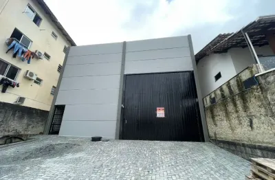 Galpão comercial com excelente localização próximo a br