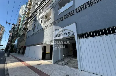 Apartamento 3 dormitórios, sendo 1 suíte - 1 vaga de garagem privativa.
