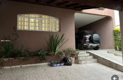 Casa com 3 quartos à venda na Rua Jardelina de Almeida Lopes, Parque Santana, Mogi das Cruzes