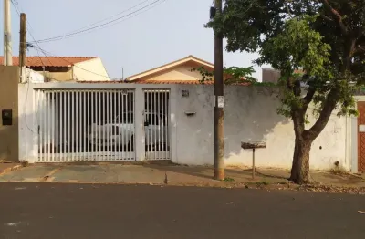 Casa residencial, excelente localização, a 100 metros da avenida danilo galeazzi, pertinho do supermercado amigão e próximo ao upa jaguaré;
