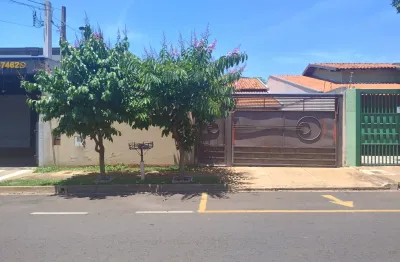 Linda casa no santa filomena, ótima localização, bairro muito procurado, ao lado do pleno vila flora, atrás da escandinávia a pouco metros da br 153.