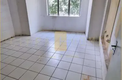 Conjunto comercial para locação com recepção, sala, banheiro e despensa, em excelente localização.