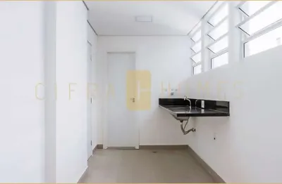 Apartamento totalmente reformado no jd. paulista, com 3 dormitórios e 2 vagas, pronto para morar
