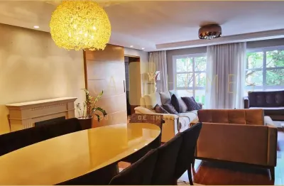 Apartamento de 174m² reformado, 3 dormitórios, sacada, lazer completo e 2 vagas, em localização pri