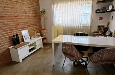 Casa comercial à venda, 402 m² de área útil, 8 vagas, localização estratégica