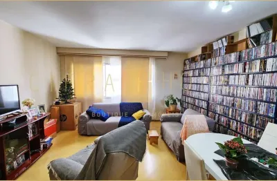 Apartamento com 3 quartos, suíte, sala ampla e vista livre em localização privilegiada.