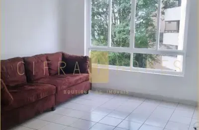 Apartamento 3 dormitórios, suíte, sala ampla, 1 vaga, em excelente localização.