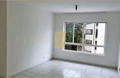 Apartamento 3 dormitórios, suíte, sala ampla, 1 vaga, em excelente localização.