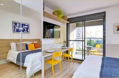 Studio à venda, mobiliado, 28m² em excelente condomínio com coworking, fitness e varanda a 5 min do