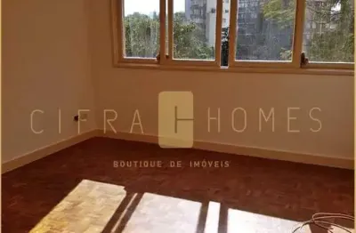 Apartamento  à venda com 2 dormitórios e suíte em localização privilegiada