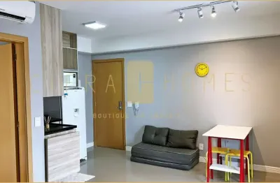Studio totalmente equipado e pronto para morar no coração de pinheiros. disponível à venda.