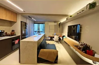 Apartamento à venda, duplex, reformado, com 60 m², 2 quartos, 1 vaga, em moema