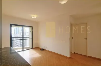 Apartamento de 40 m², com 1 dormitório, varanda, vaga, piscina aquecida, academia e fácil acesso ao