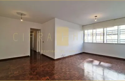Apartamento de 110 m² para locação, em andar alto com suíte, hidromassagem e  lazer nos jardins.