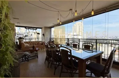 Apartamento amplo, à venda, com 310m², 4 suítes, varanda gourmet e 5 vagas, em edifício com lazer c