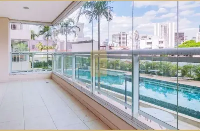 Apartamento de dois dormitórios com varanda envidraçada e estrutura completa em área valorizada de pinheiros