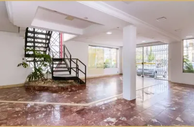 Sobrado comercial de esquina com 232 m² e visibilidade próxima à avenida paulista