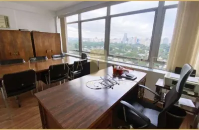 Conjunto comercial de 60 m² com sala de reunião, vista aberta e 1 vaga em eixo corporativo da faria lima