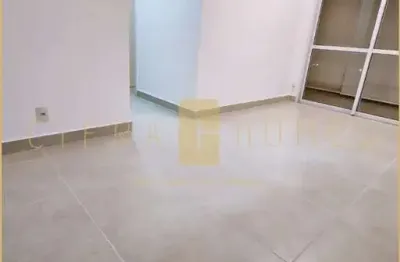 Apartamento de 70m² com suíte e varanda em área estratégica próxima ao metrô e ao comércio local