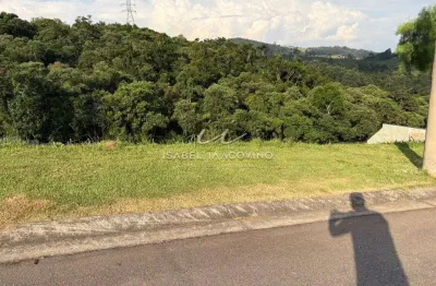 Terreno em declive, 850m2, à venda, condomínio campo de toscana, vinhedo-sp