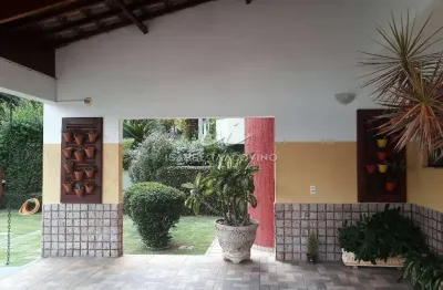 Casa à venda em vinhedo, 268m², com 4 suítes - condomínio bosques de grevílea