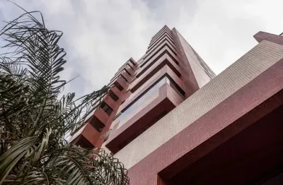 Apartamento com 3 quartos sendo 1 suíte, em andar alto e face oeste à venda em curitiba no bairro bacacheri.