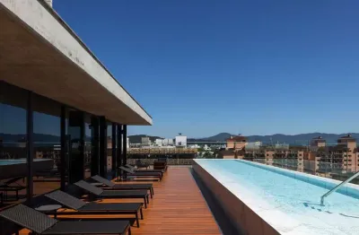 Apartamento com 3 quartos à venda na Rua Deputado Paulo Preis, 31, Jurerê, Florianópolis por R$ 8.500.000