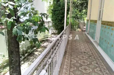 Casa com 7 quartos à venda na rua medeiros pássaro, tijuca, rio de janeiro, 323 m2 por r$ 790.000