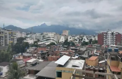 Excelente conjunto de salas comercial totalizando 44m². 1 locação, 2 banheiros, 2 vaga de garagem. c
