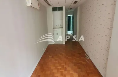 Sala comercial com excelente localização, próximos de bancos, comércio, estação de vlt da sete de se