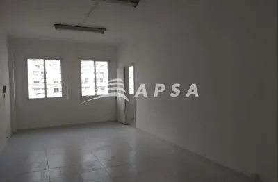 Conjunto de salas comerciais, com excelente localização, farto comércio e transporte, sol manhã, com