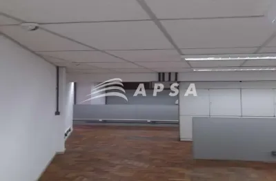 Sala comercial, uma com 96m², dois banheiros e uma copa, portaria 24 horas, roleta eletrônica e seis