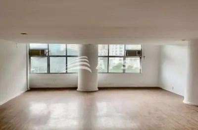 Excelente sala comercial localizado na cinelândia, centro do rio, 52m², sala espaçosa, banheiro soci