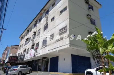 Apartamento na avenida pontes vieira,  com 02 quartos, sendo uma suíte, banheiro social, sala , cozi