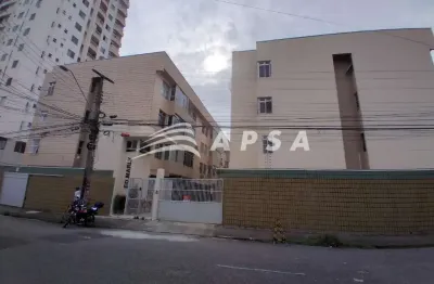 Apartamento amplo com varanda, 02 vagas, sala , cozinha , 03 quartos sendo 01 suite , dependencia  p