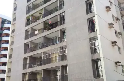 Apartamento na ponta verde com 96 m2  com  ótima localização - sala ampla, sacada grande, quartos co