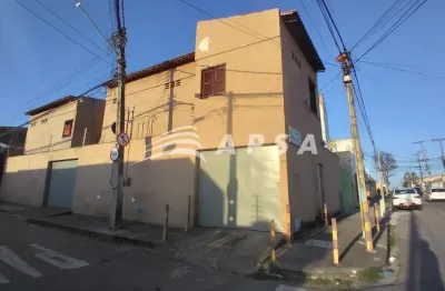 Apartamento com sala, 02 dormitórios, cozinha e banheiro, vaga de gargem