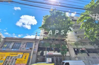 Excelente apartamento  localizado no andaraí. próximo ao guanabara da rua maxweel, de frente, vista