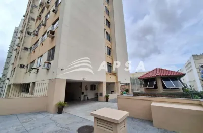 Apartamento localizado no melhor ponto do bairro, a 200 metros do center shopping rio, próximo ao va