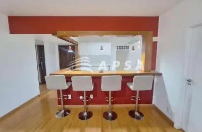 Parte nobre e cobiçada- ótimo apartamento, andar alto com vista livre para floresta da tijuca. sala,