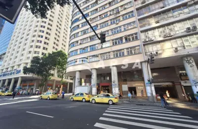 Excelente sala comercial no centro do rio com 26m². o imóvel tem localização privilegiada em melhor