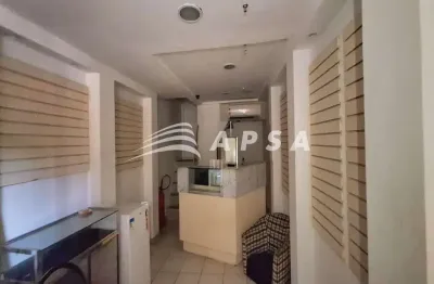 Excelente loja para locação, situada no shopping barra garden. o  espaço possui 46m² e é composto pe