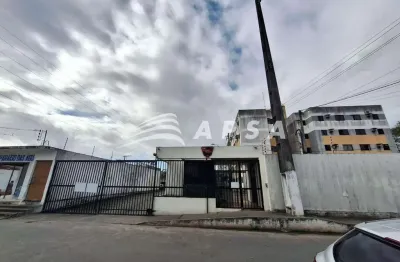 Excelente apartamento localizado no antares. possui 2 quartos sendo 1 suíte; sala de estar e jantar;