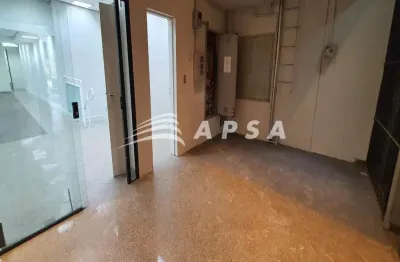Excelente oportunidade para investimento em um imóvel comercial de alto padrão! duas lojas frente de