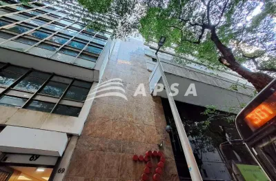 Andar comercial com 296 m², recepção, 03 banheiros, lavabo, 09 salas, vista deslumbrante e livre. ex