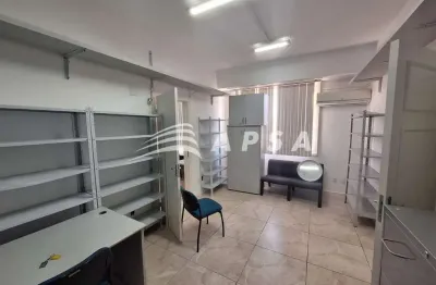 Excelente sala comercial de 61m², localizada no coração do centro do rio de janeiro. este espaço já
