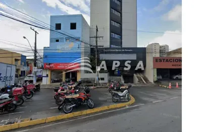 Excelente sala comercial bem localizado no centro composta com banheiro. espaço para diversos segmen