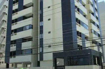 Belo apartamento dois quartos reformado na jatiúca. O edifício tiffany fica na rua antonio guedes mu